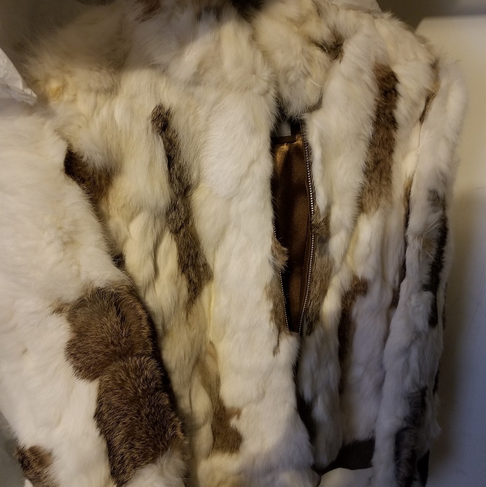 Fur bomber jacket (Women's)